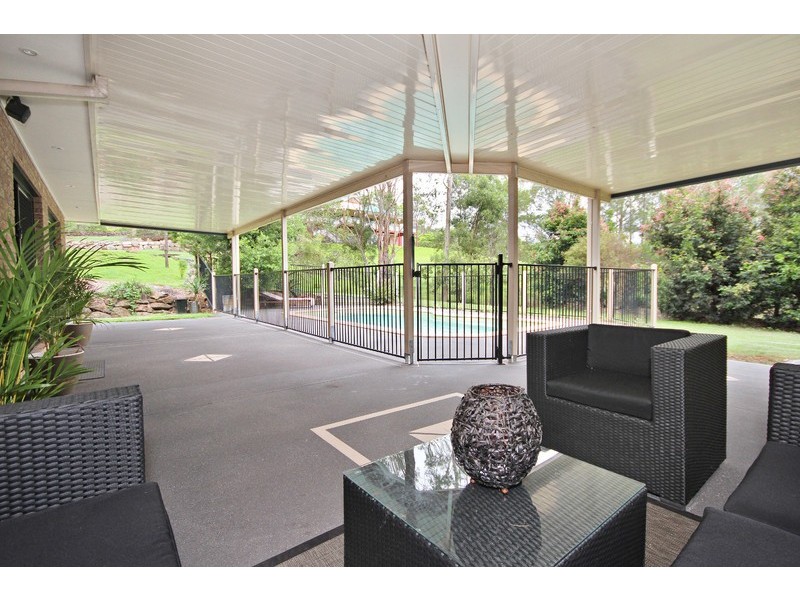 10 Nature Valley Court, Tallai QLD 4213