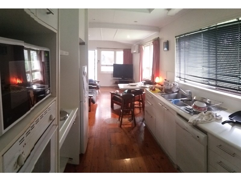 19 Mattocks Road, Burleigh Waters QLD 4220