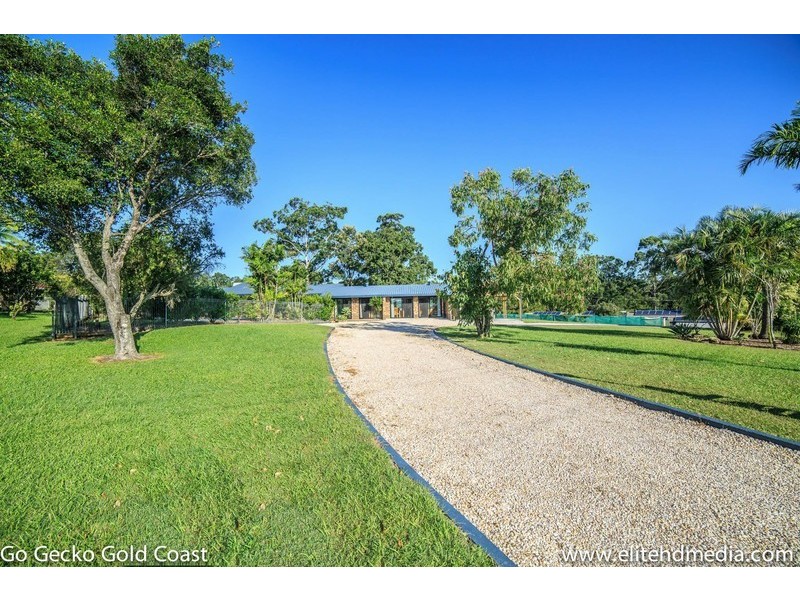3 Todman Drive, Mudgeeraba QLD 4213