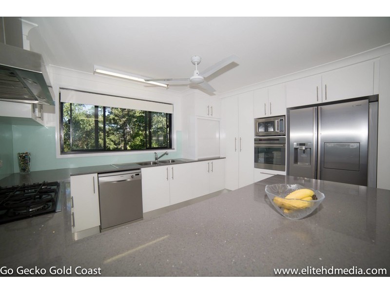 3 Todman Drive, Mudgeeraba QLD 4213
