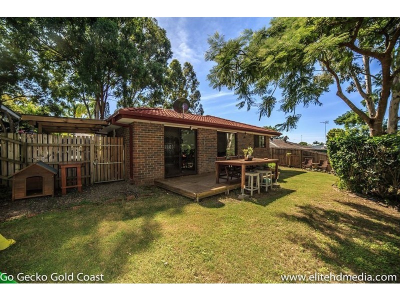 12 Cambridge Crt, Carrara QLD 4211