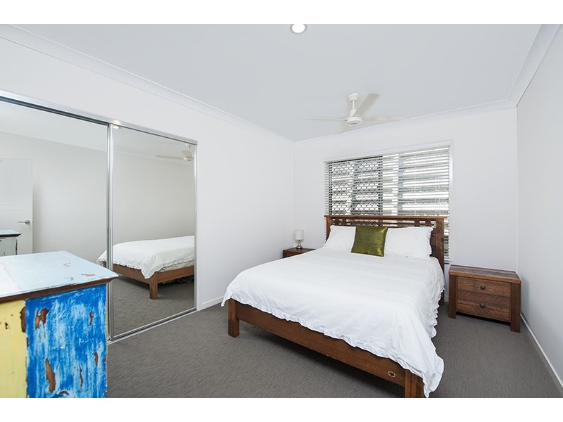 1 Hellman Street, Molendinar QLD 4214