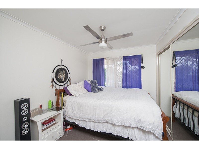 4 Lobban Court, Highland Park QLD 4211