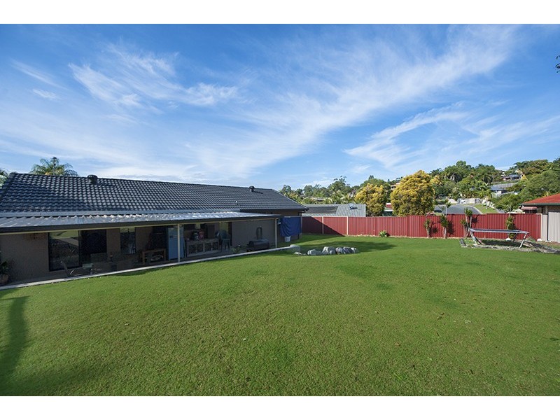 4 Lobban Court, Highland Park QLD 4211