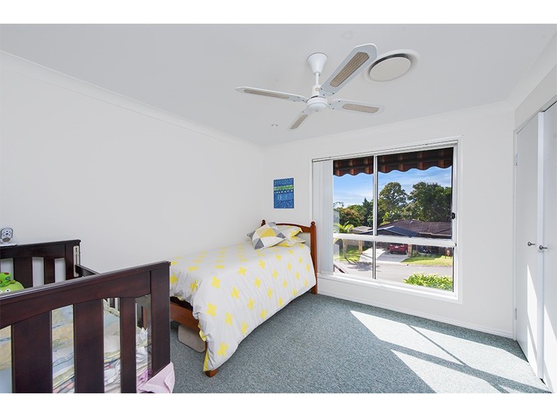 2 Kilmarnock Close, Highland Park QLD 4211