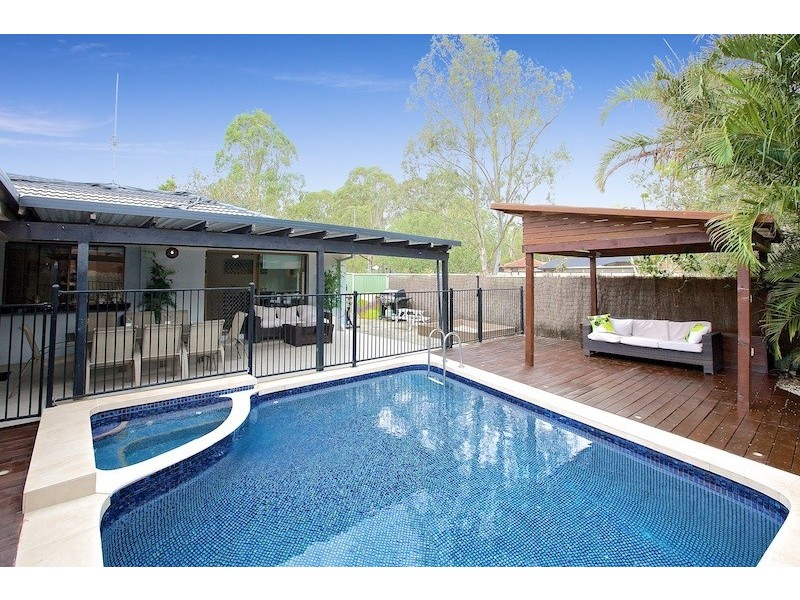 12 Minden Crescent, Helensvale QLD 4212