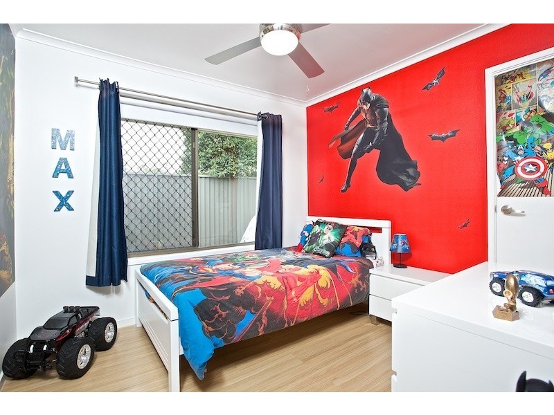 12 Minden Crescent, Helensvale QLD 4212