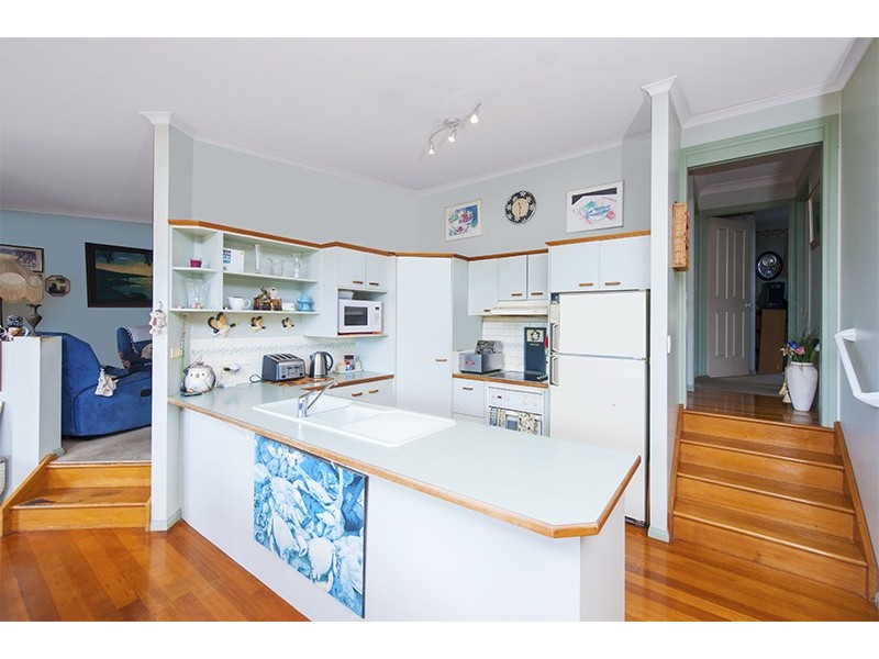 173 Pappas Way, Carrara QLD 4211