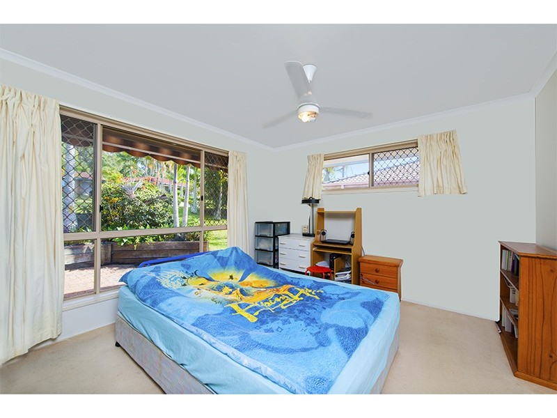 40 Bradstone Road, Carrara QLD 4211