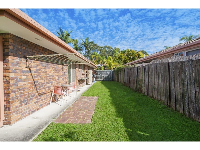 40 Bradstone Road, Carrara QLD 4211