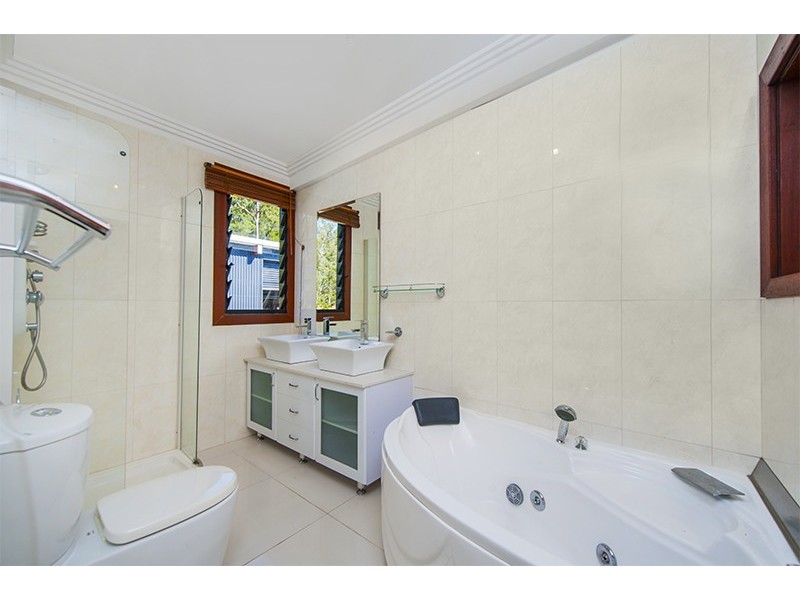 18 Pademelon Pass, Nerang QLD 4211