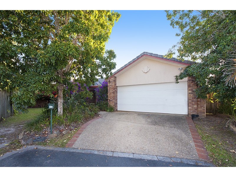 20 Blue Lagoon Court, Nerang QLD 4211