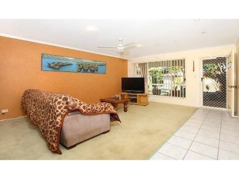 43 Oakdale Avenue, Nerang QLD 4211