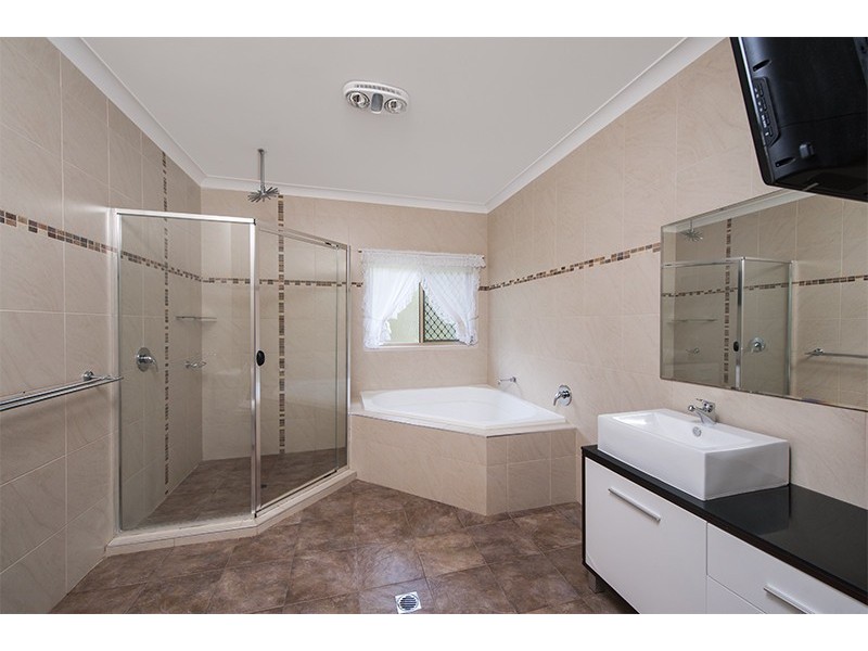 22 Kookaburra Drive, Gilston QLD 4211