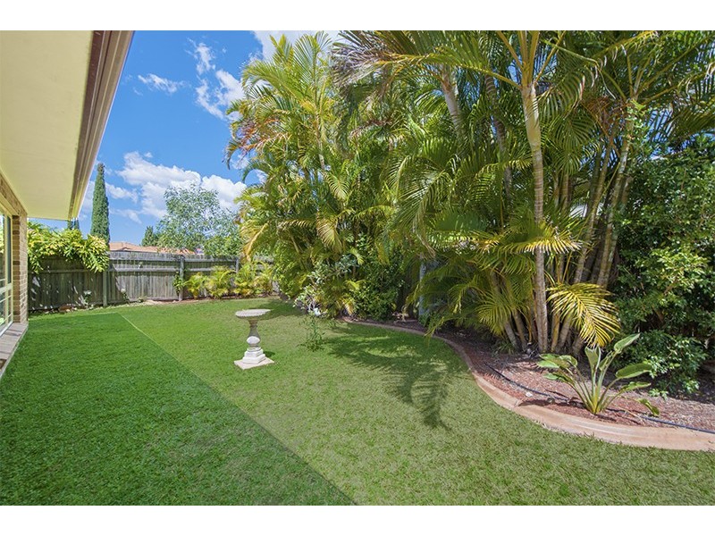 12 Creekview Street, Helensvale QLD 4212