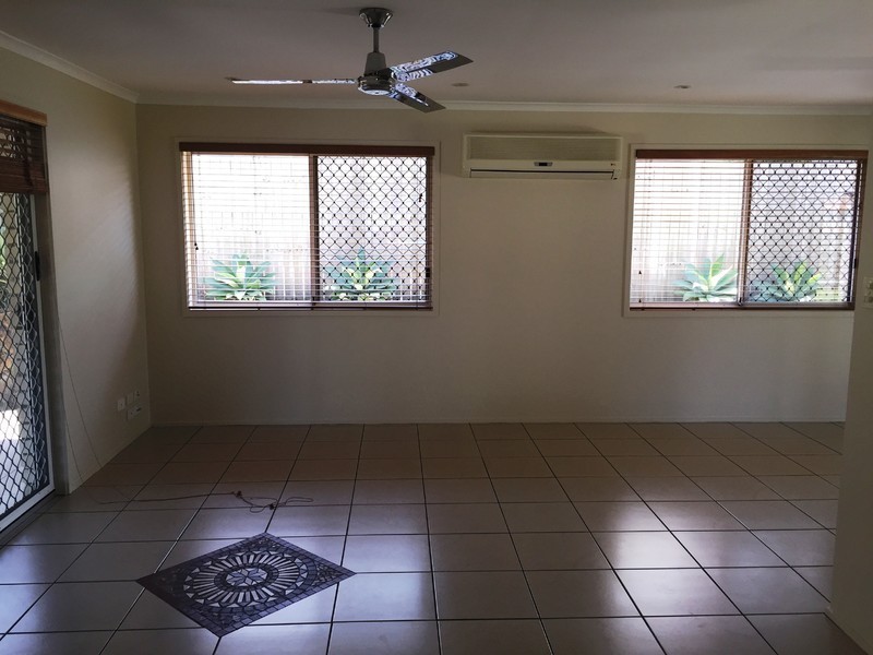 25 Guthrie Parade, Carrara QLD 4211