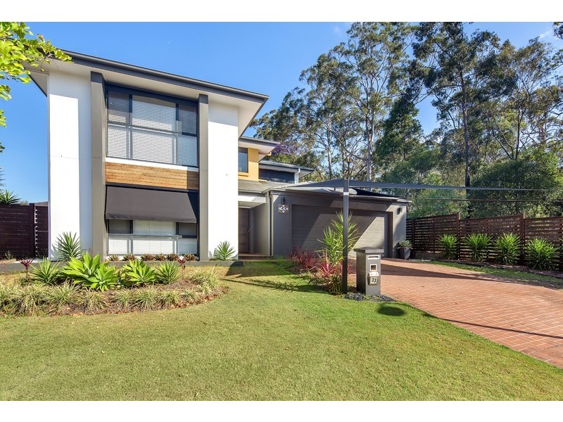 33 Bahkeeta Street, Oxenford QLD 4210