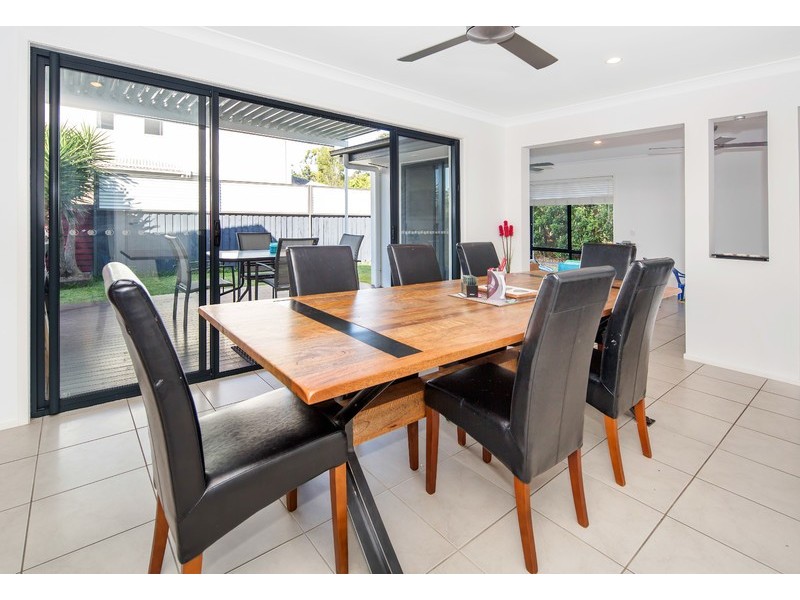 33 Bahkeeta Street, Oxenford QLD 4210