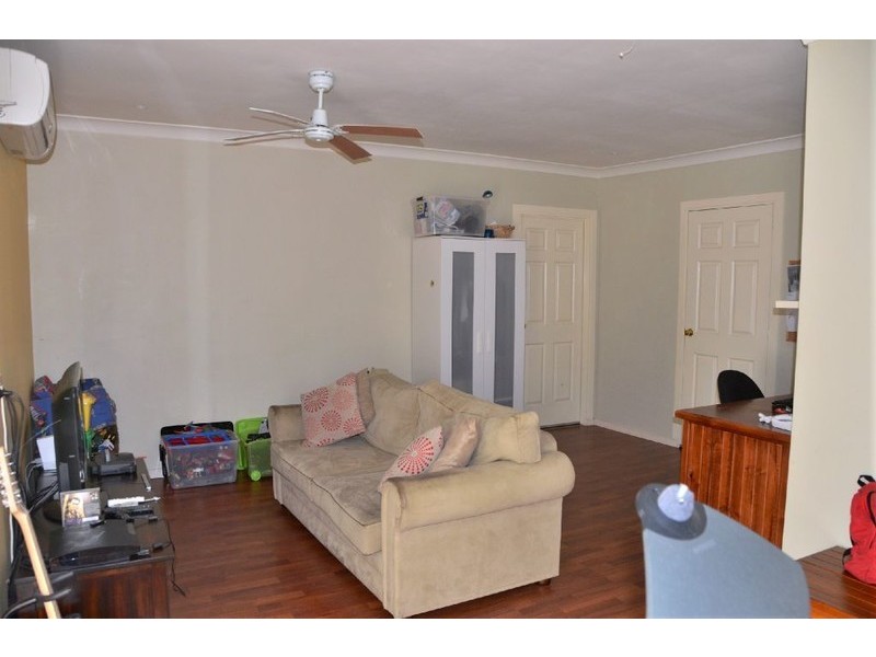 37 Howland Circuit, Pacific Pines QLD 4211