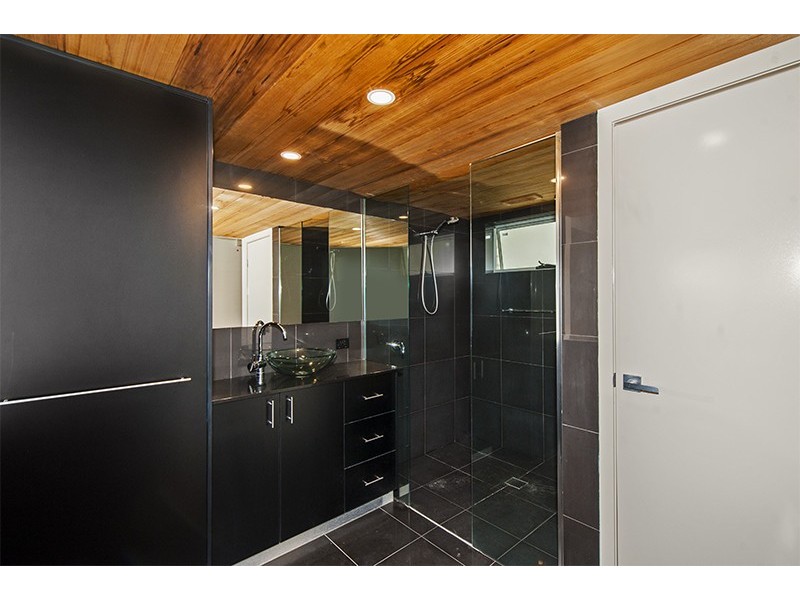 2/13 Cumberland Dve, Varsity Lakes QLD 4227