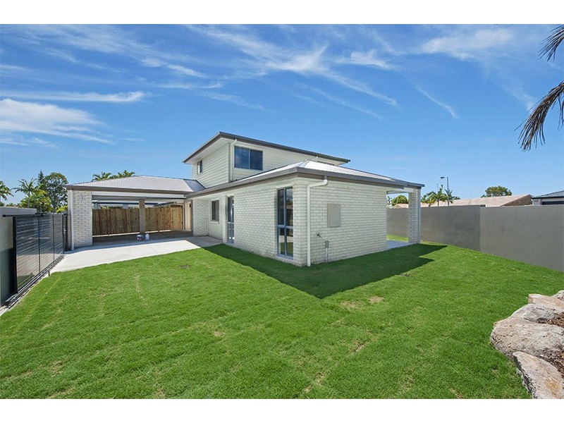 2/13 Cumberland Dve, Varsity Lakes QLD 4227