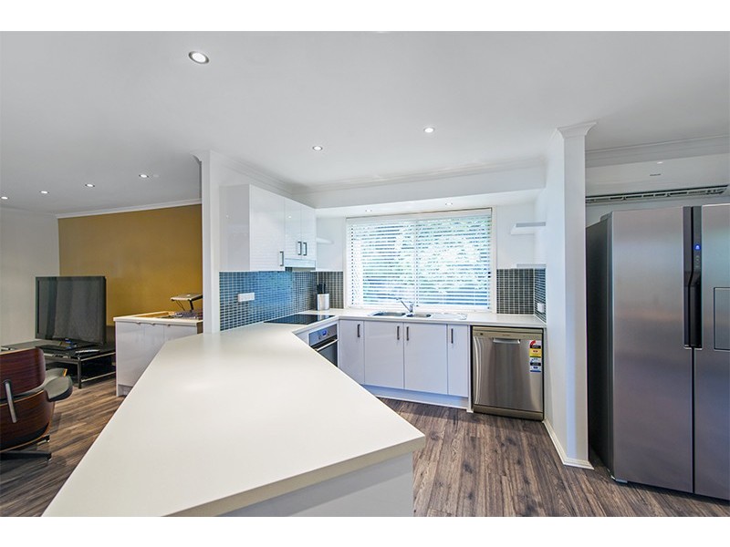 17 Sue Court, Highland Park QLD 4211