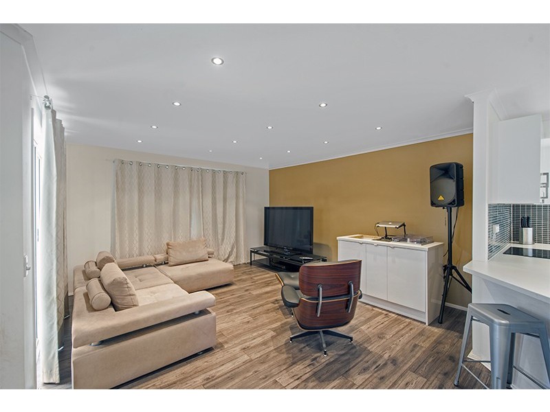 17 Sue Court, Highland Park QLD 4211