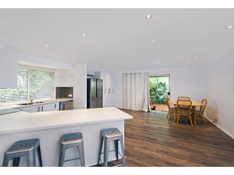 17 Sue Court, Highland Park QLD 4211