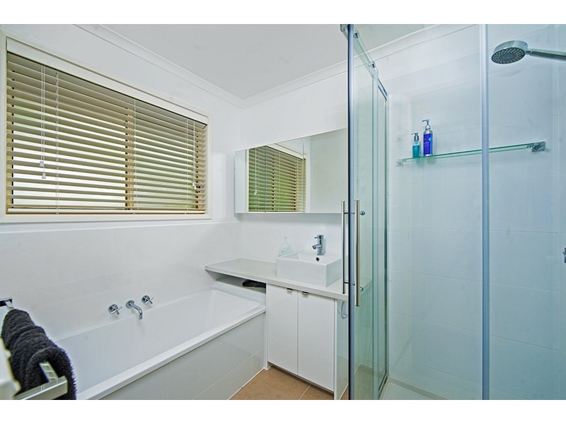 17 Sue Court, Highland Park QLD 4211