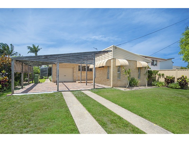 6 Kenmar Street, Labrador QLD 4215