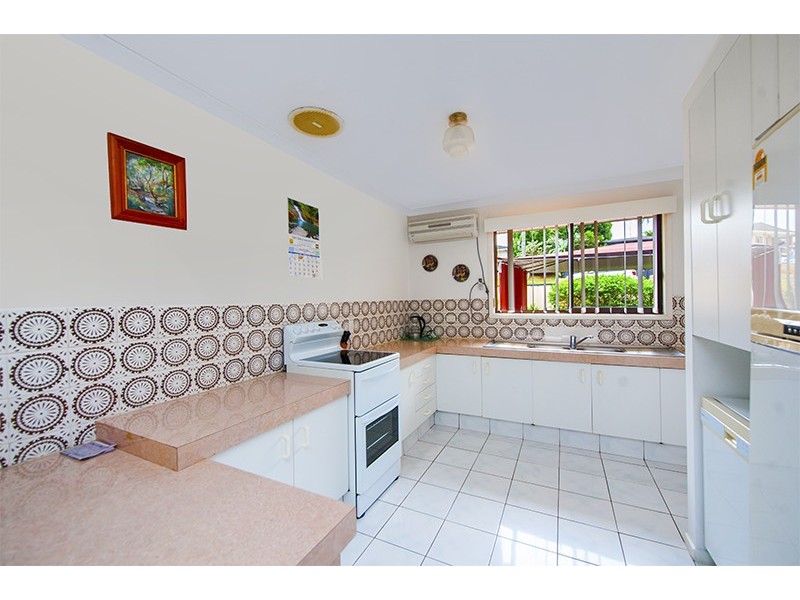 37 Nerang-Broadbeach Road, Nerang QLD 4211