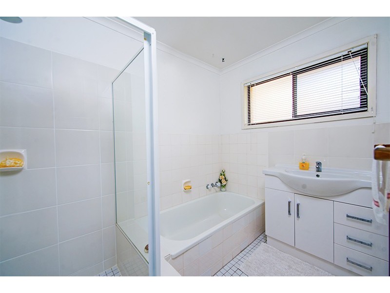 37 Nerang-Broadbeach Road, Nerang QLD 4211