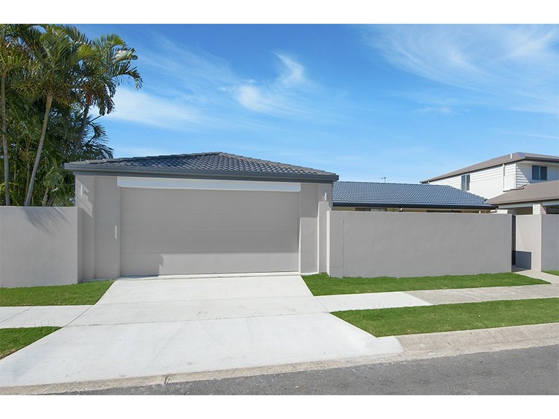 1/13 Cumberland Drive, Varsity Lakes QLD 4227