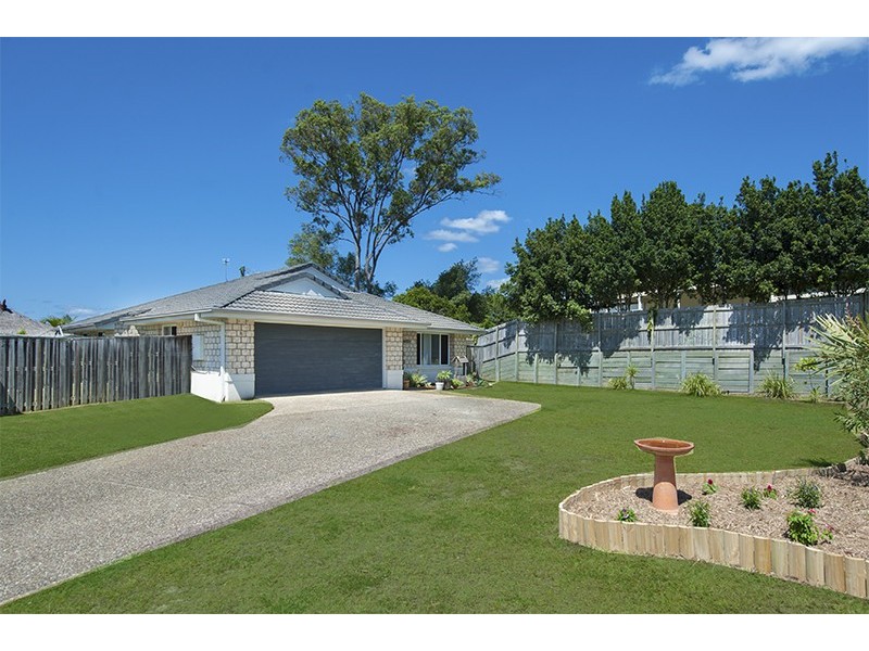 8 Bluefen Crt, Upper Coomera QLD 4209