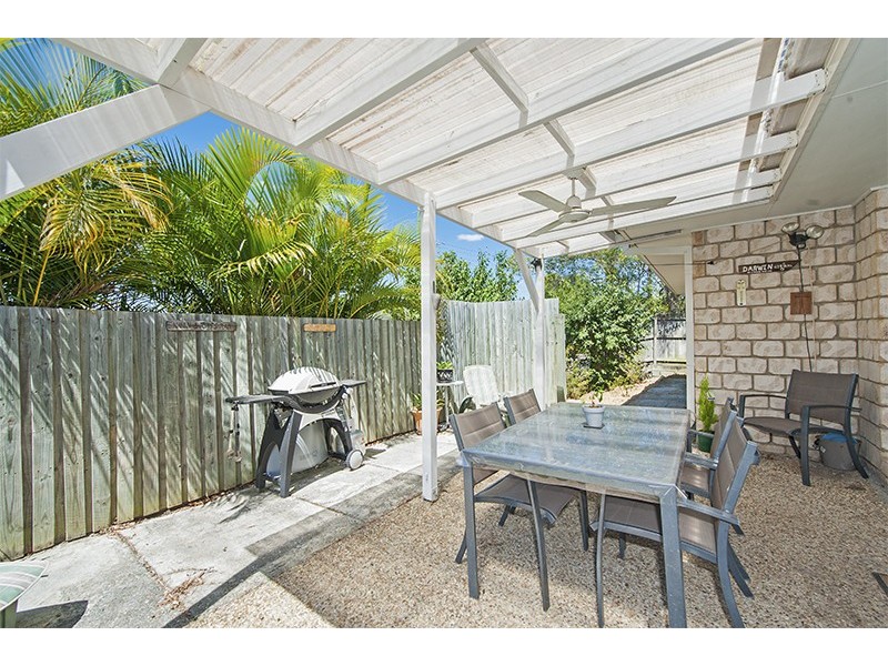 8 Bluefen Crt, Upper Coomera QLD 4209