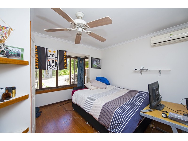 16 Narrabri Court, Gaven QLD 4211