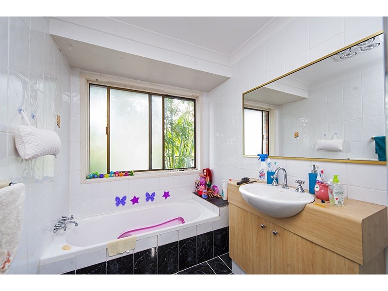 29 Mercator Court, Carrara QLD 4211