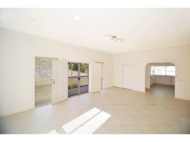 3 Strauss Court, Nerang QLD 4211