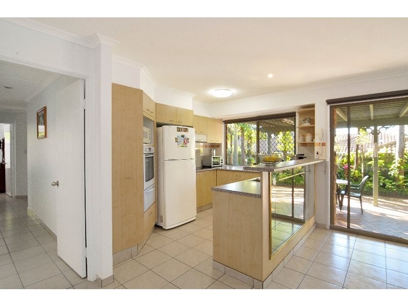 53 Highfield Drive, Merrimac QLD 4226