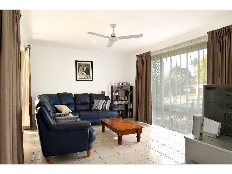 53 Highfield Drive, Merrimac QLD 4226