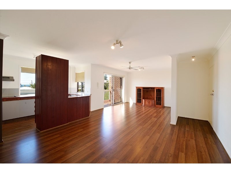 8/11 Fourteenth Ave “Kathleen Gardens”, Palm Beach QLD 4221