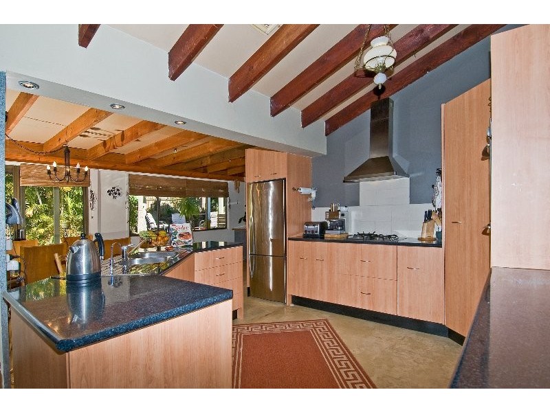 59 Alison road, Carrara QLD 4211