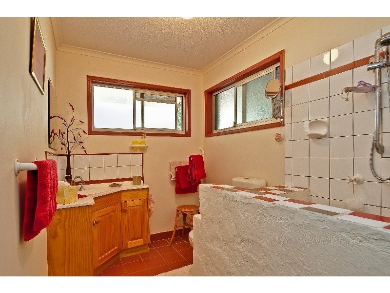 59 Alison road, Carrara QLD 4211