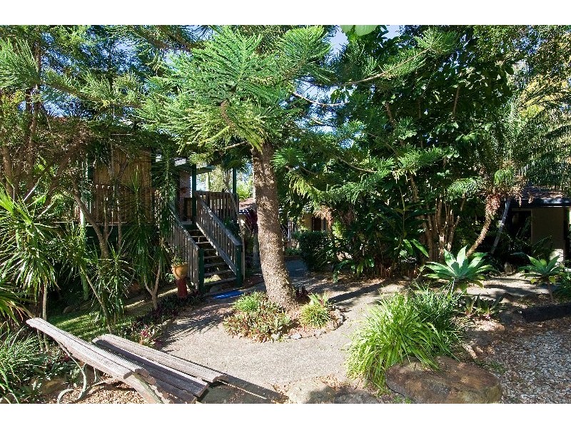 59 Alison road, Carrara QLD 4211