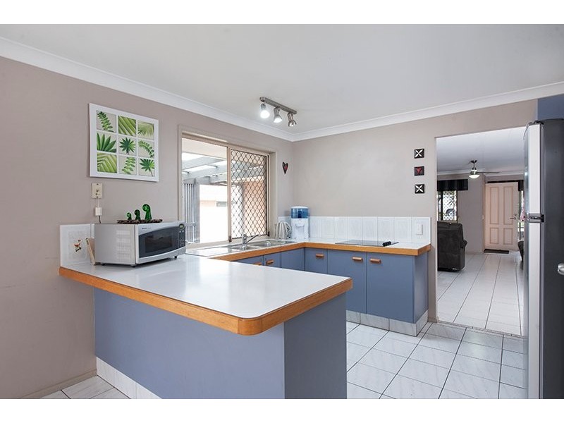 17 Paul Court, Carrara QLD 4211