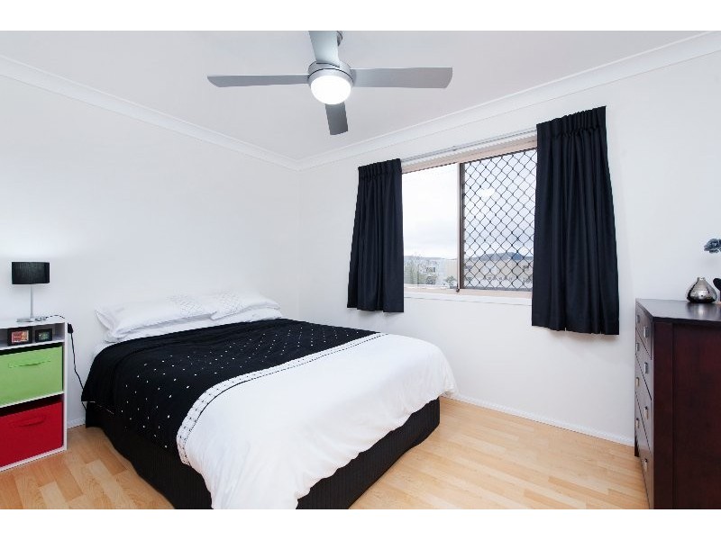 17 Paul Court, Carrara QLD 4211