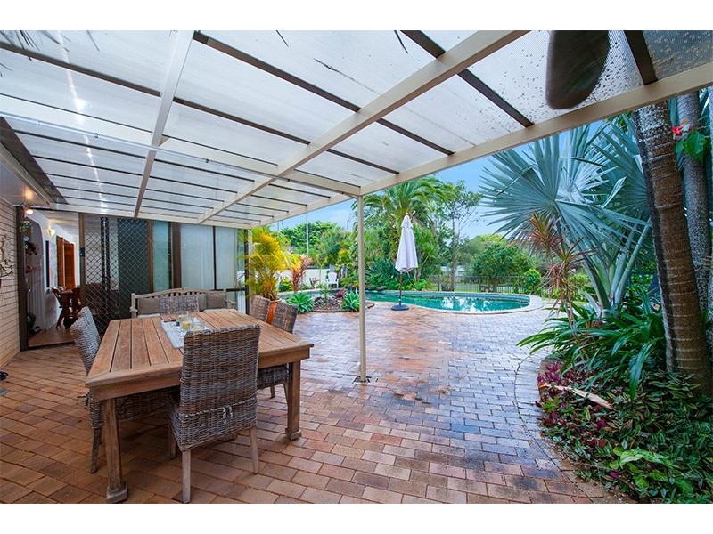 10 Sacha Place, Carrara QLD 4211