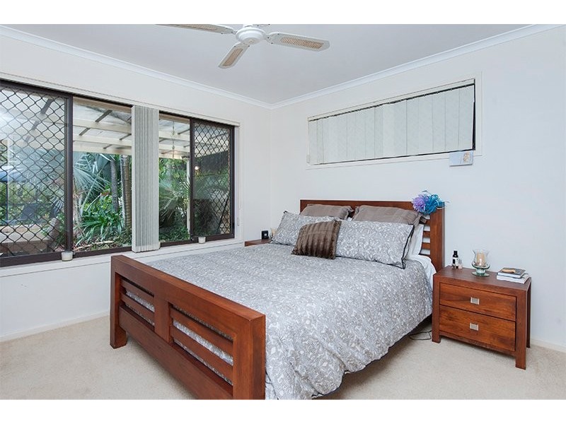 10 Sacha Place, Carrara QLD 4211