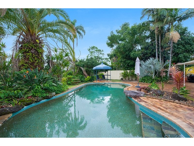 10 Sacha Place, Carrara QLD 4211