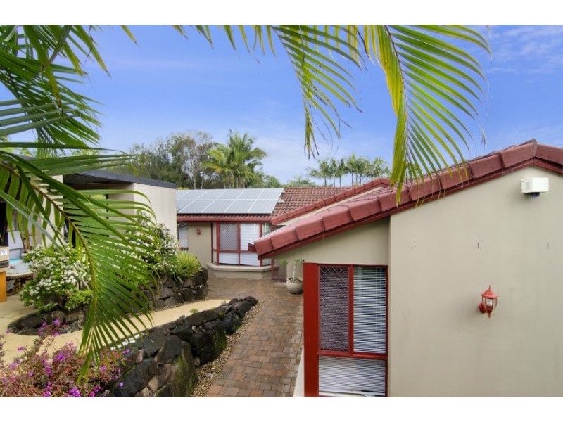 3 Haddon Court, Carrara QLD 4211